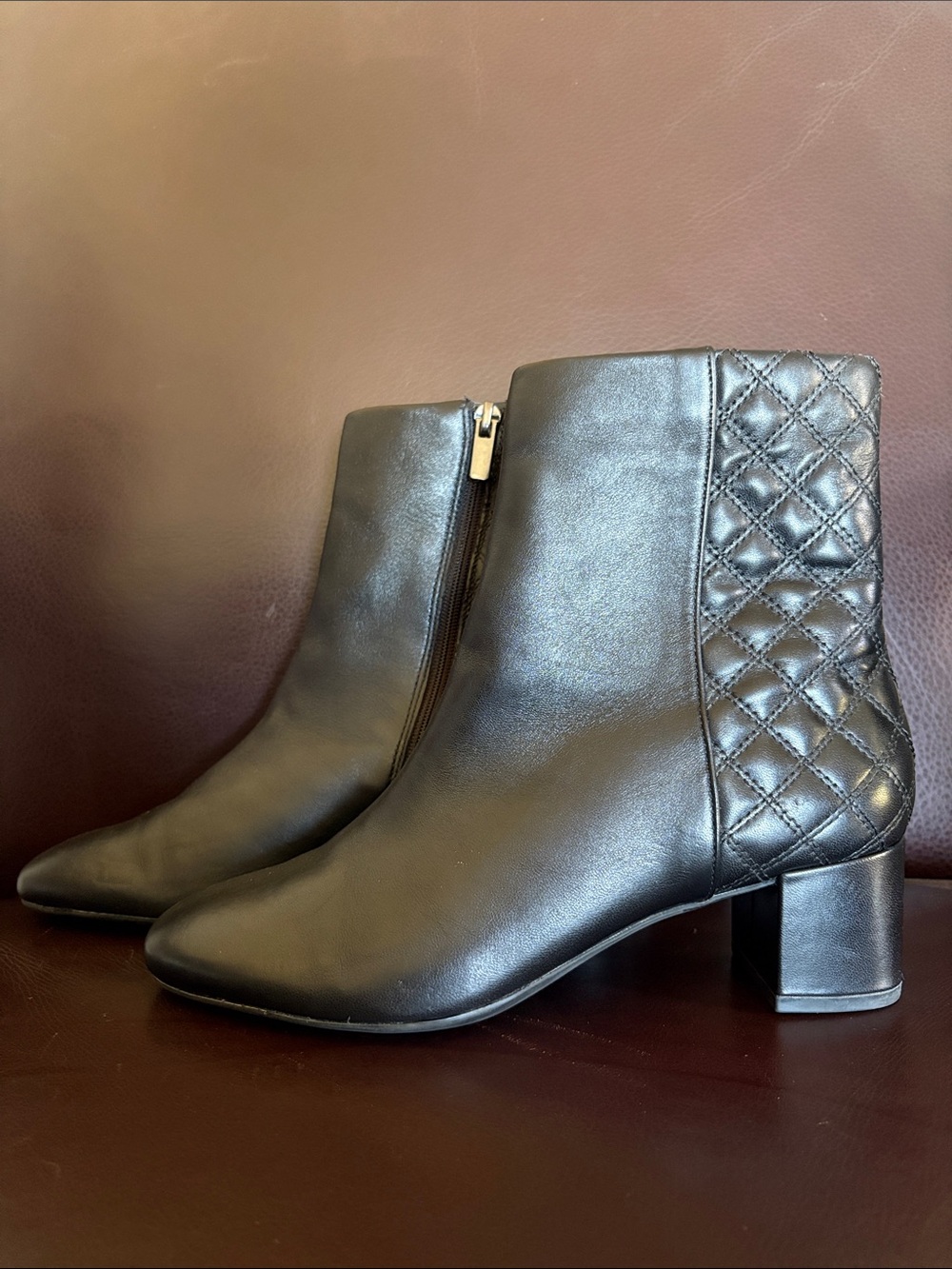 Clarks Ladies Black Quilted Leather Ankle Boots “Tealia Luck” Style. NEW.